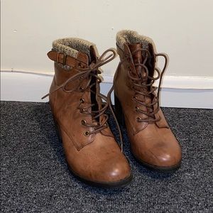 Brown boots